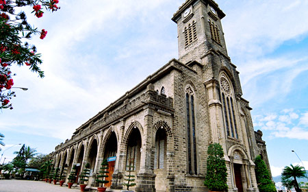 ニャチャン大聖堂